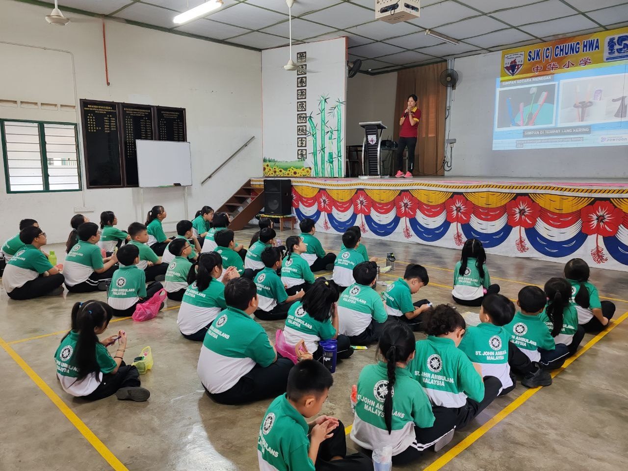 Murid-murid mengikuti sesi pendidikan kesihatan pergigian JomBerusGigi 2026